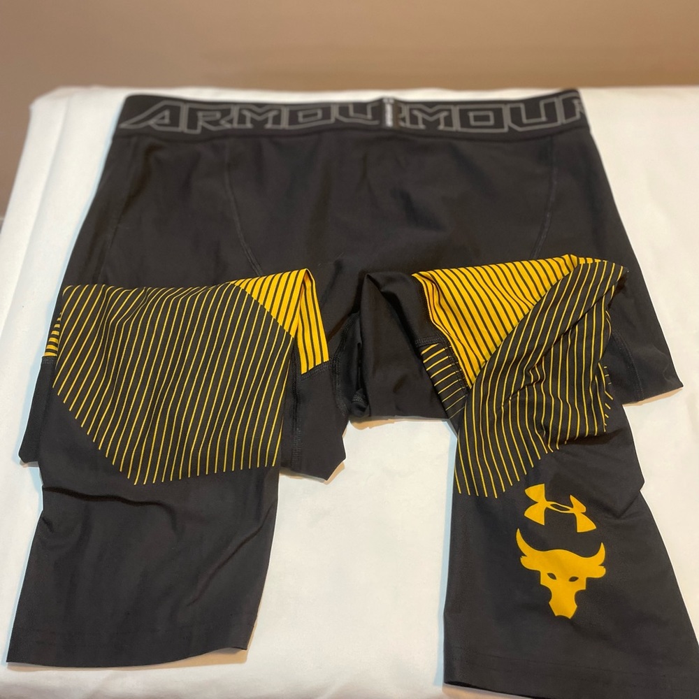 Project Rock 3/4 Leggings